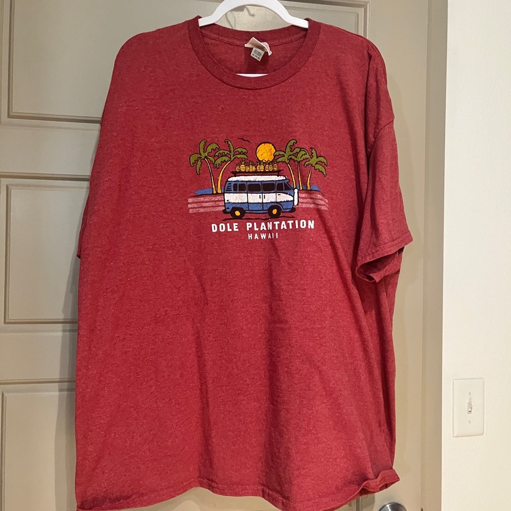 Hawaii Red T-Shirt Dole Plantation
